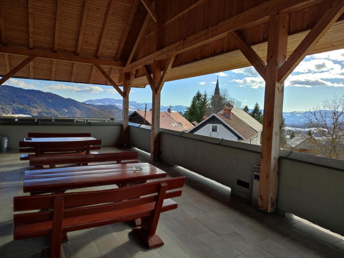 Gostilna Pension Blegos Poljane nad Škofjo Loko Exteriör bild