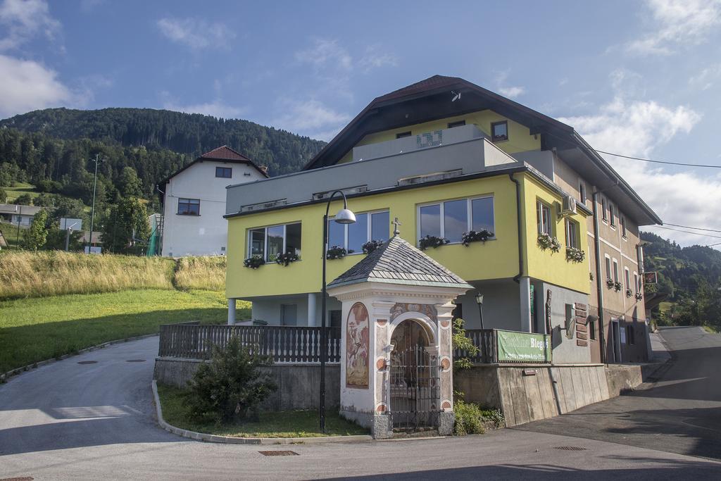 Gostilna Pension Blegos Poljane nad Škofjo Loko Exteriör bild
