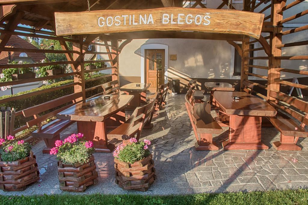 Gostilna Pension Blegos Poljane nad Škofjo Loko Exteriör bild