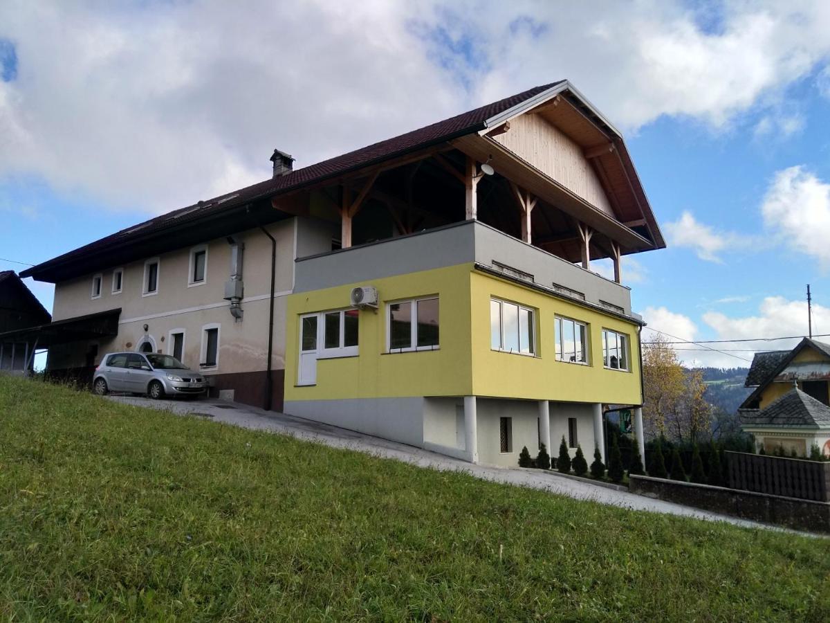 Gostilna Pension Blegos Poljane nad Škofjo Loko Exteriör bild